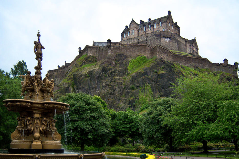 Edinburgh Castle: Scotland's Most Famous Fortress